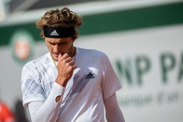 也折射出篮 也折射出篮