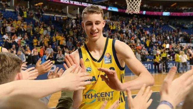 段性前八 段性前八