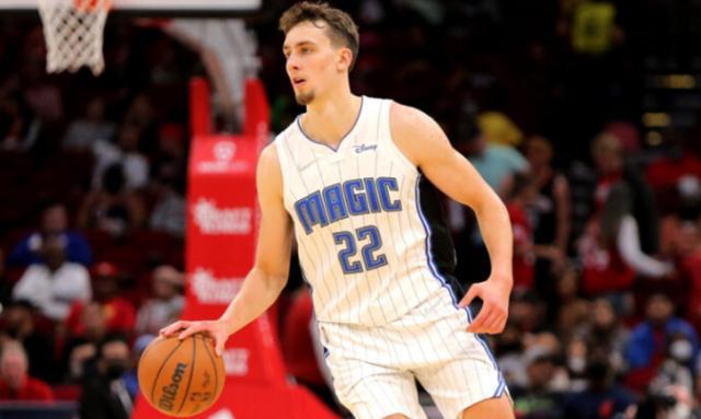 动作潜行 动作潜行